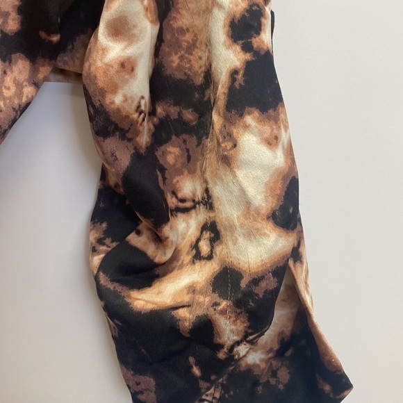 AFRM Hendrix Snakeskin Tie-Dye Print Duster Medium - Picture 5 of 7